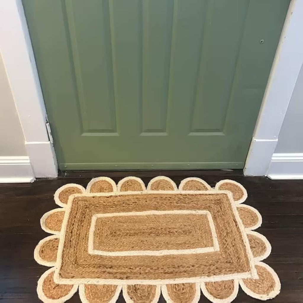 Scalloped Hand Woven Bohemian Jute Braided Rug
