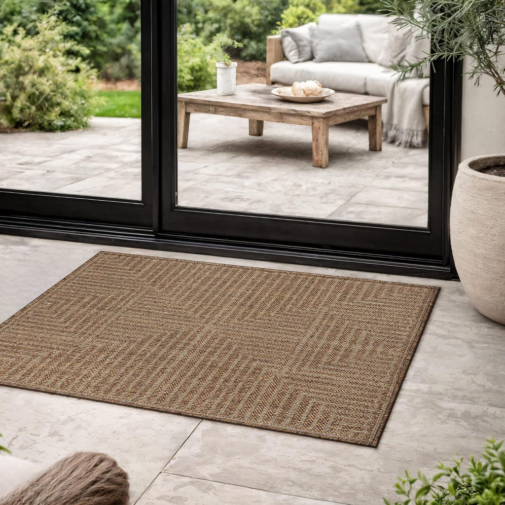 Sand Geometric Flat Woven Indoor Outdoor Rug 2'x3'