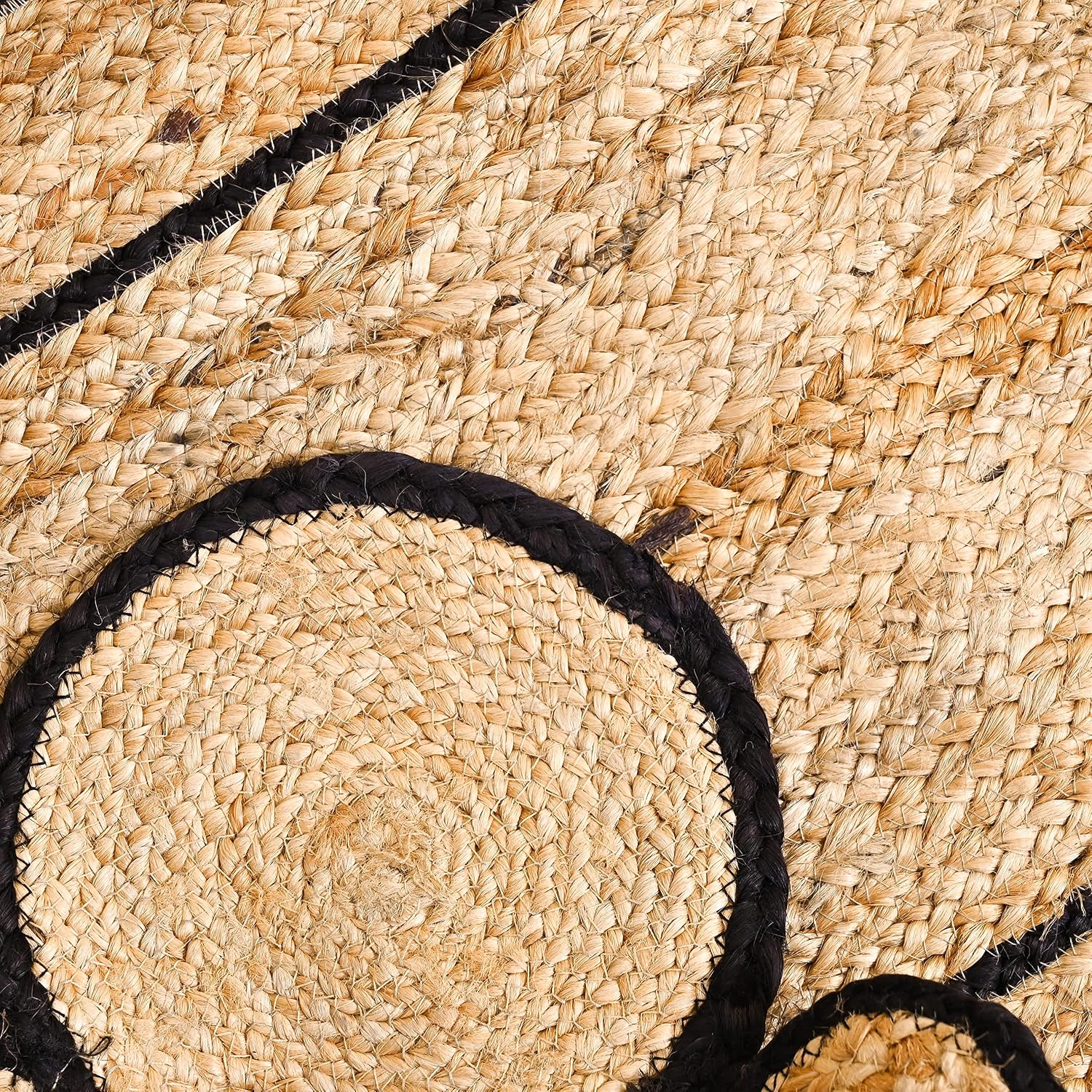 Scalloped Hand Woven Bohemian Jute Braided Rug